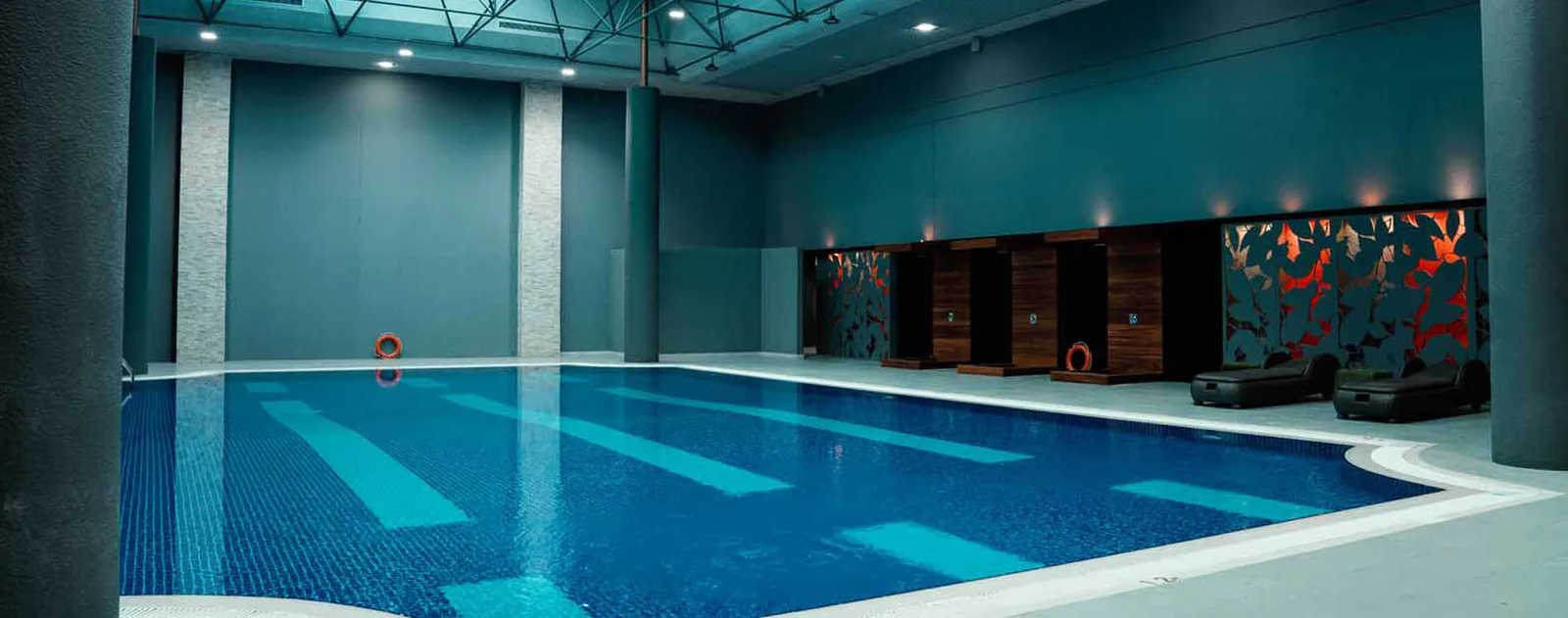 FITSOCIAL indoor temperature-controlled swimming pool